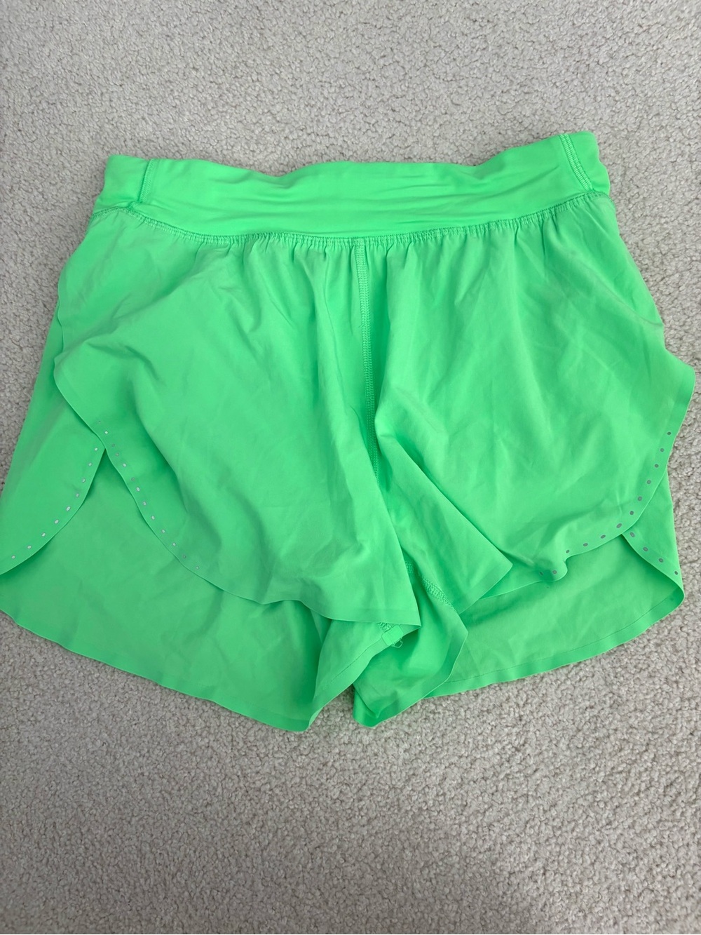 Lululemon Sports Bra & Short align v-neck bra and fast & free 3inch lined short - Picture 6 of 9